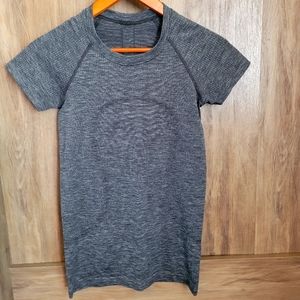 lululemon Swiftly Tech Short Sleeve Shirt Sz 4